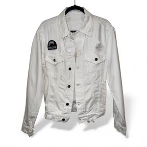 SER.O.YA White Distressed Denim Jacket – No Size Tag (fits S/M)– NWT Patch Logo